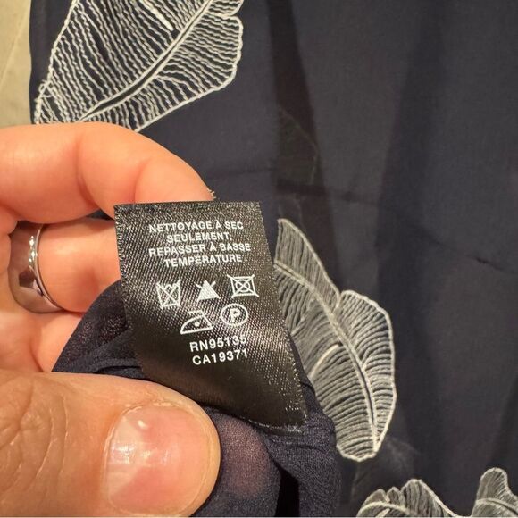 Lafayette 148 New York Kyrie Navy Sheer Silk Georgette Shirt Tunic XS - Picture 6 of 7